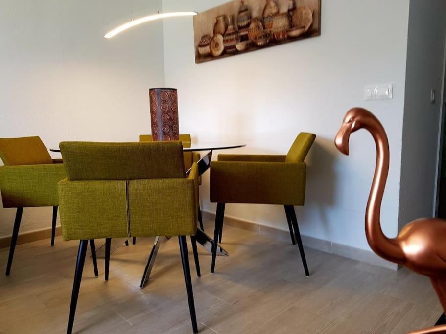 Beautiful Apartment In La Carihuela, توريمولينوس المظهر الخارجي الصورة